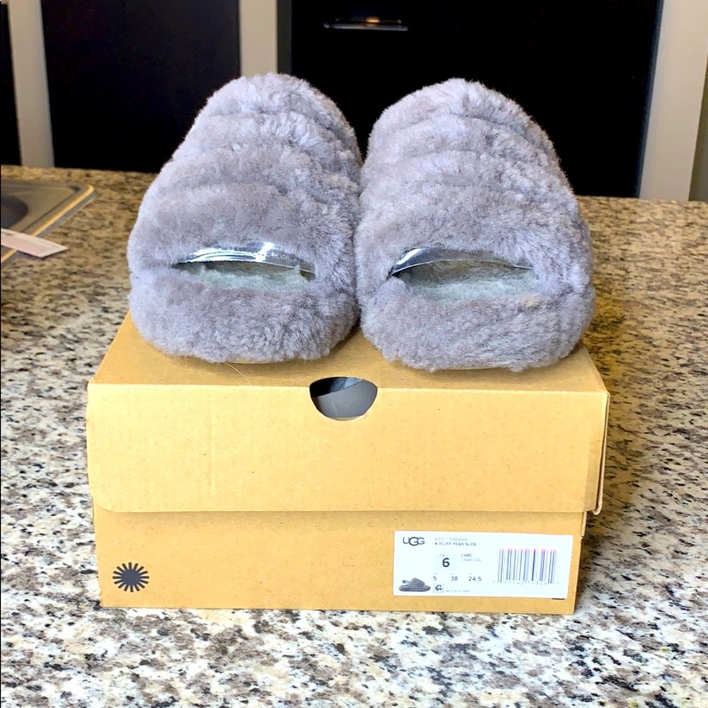 Ugg slippers gray